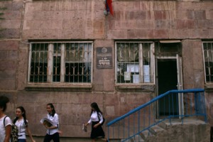 Դատական գործընթացի պատճառով Երևանի թիվ 191 դպրոցի վերանորոգման աշխատանքները դադարեցվել են