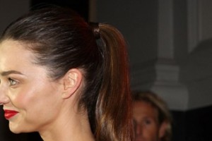 Model Miranda Kerr Hands Over Pricey Jewelry Linked To Malaysia Corruption Case
