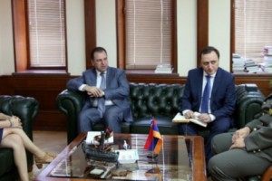 Ընդունելություն ՊՆ վարչական համալիրում