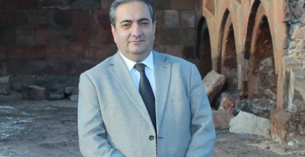 Մանուկ Սիմոնյանի սպանության գործով մեղադրանք է առաջադրվել վերջինիս կնոջը, որդին ազատվել է արգելանքից