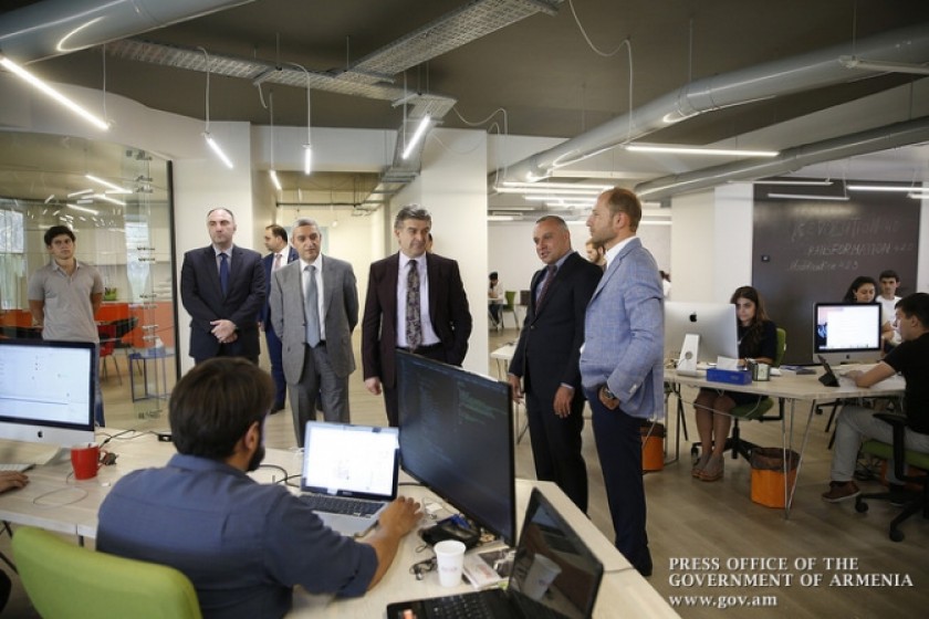 Karen Karapetyan Gets Acquainted with Zangi’s Projects