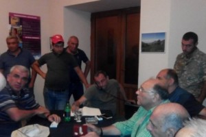 «Բարդ ռելիեֆ և դրան համապատասխան տեխնիկայի բացակայություն»․ Խոսրովի անտառի հրդեհաշիջման աշխատանքների խոչընդոտները