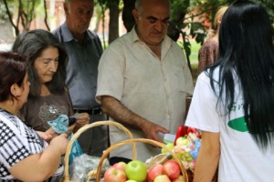 Harvest in Yerevan: Co-ops, Farmers Selling Preserves, Juices, Pastries and More
