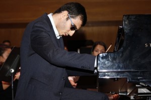 Pianist Levon Karapetyan: Feeling the Keys and Hearing the Prompts of the Conductor’s Baton