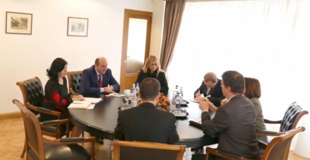 Prospects for Greater French-Armenian Economic Cooperation Discussed