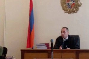 Ամբաստանյալի աթոռին հայտնված դատավորն իր վերաբերյալ գործի նյութերին 
ամբողջությամբ չէր ծանոթացել