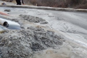 Производственные хвосты Ахталинского комбината продолжают сливаться в реку Дебед