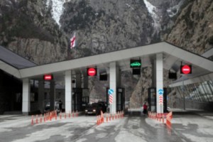 Ստեփանծմինդա-Լարս ավտոճանապարհը ծանրաքաշ մեքենաների համար փակ է
