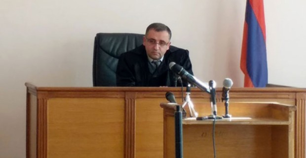 Անօրինական միգրացիա կազմակարեպելու գործով ամբաստանյալին Skype-ով առերեսել են տուժողի հետ. գործը դատարանում  է