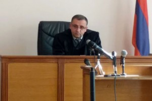 Անօրինական միգրացիա կազմակարեպելու գործով ամբաստանյալին Skype-ով առերեսել են տուժողի հետ. գործը դատարանում  է