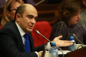 Մարուքյանն ահազանգում է ԱԺ կանոնակարգ-օրենքի խախտման մասին