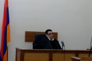 «Աստված գիտի՝ տեղ հասել է, թե՞ ոչ» .  ենթադրյալ կաշառքի մասին ասում  է կաշառք տալու մեջ մեղադրվողի կինը