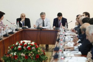 Կարեն Կարապետյանը ծանոթացել է Արագածոտնի մարզի արդյունքներին
