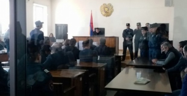 ՊՊԾ-ում սպանված ոստիկանների մարմինների վրա հրազենային վնասվածքներից բացի 
եղել են նաև այլ  առարկայով հարվածի հետքեր
