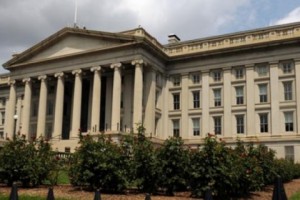 США ввели санкции против олигархов и чиновников из РФ
