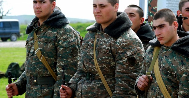 Պաշտպանության բանակ. դիմանկարներ