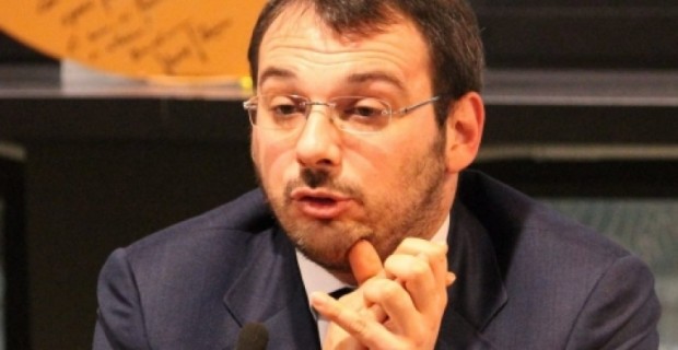 Sicilian Mafia Car Bomb Attack on Journalist Thwarted
