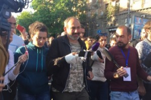 Yerevan: Anti-Serzh Protesters Launch Day of Civil Disobedience

