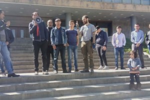 Гюмрийцы направляются в Ереван для участия в акциях протеста