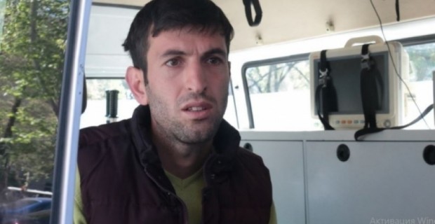 Լրագրող Տիրայր Մուրադյանին ոստիկանները բռնել ու մի քանի րոպե անց բաց են թողել