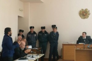 Այս օրերին ոստիկանները կալանավորներին դատարան չեն բերում