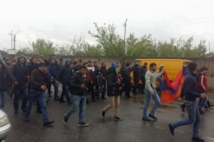 Акция протеста в Эчмиадзине
