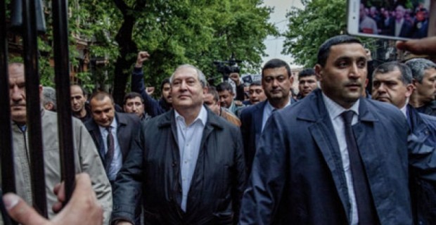 Armenian President Calls for Unity on April 24