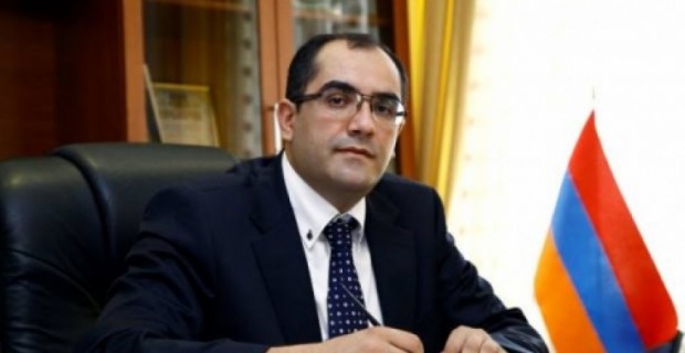 Подал в отставку министра спорта и по вопросам молодежи