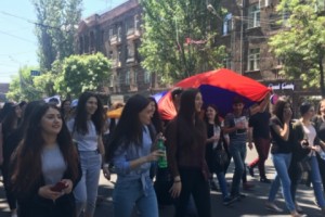 Будущие учителя хотят учиться в деполитизированном вузе