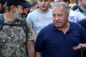 Armenia: Pashinyan and Team to Discuss May 1 Parliamentary Special Session