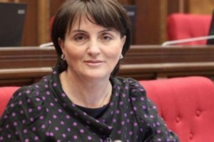 «Քարը փեշից թափել և նստել իրար կողքի, խոսել, չթշնամանալ». ՀՀԿ պատգամավոր