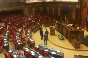 Эмиль Бабаян не избран членом КС