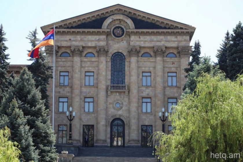 В Национальном Собрании проходят выборы премьер-министра