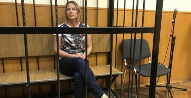 Дочь чиновника-миллиардера отправили под арест в Петербурге
