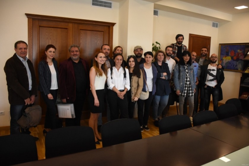 Լիլիթ Մակունցը հանդիպել է լուսանկարչության ոլորտի ներկայացուցիչներին