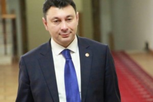 Շարմազանով․ «Լինելու ենք պետական ու կառուցողական ընդդիմություն, գոտկատեղից 
հարված չենք հասցնելու կառավարությանը»
