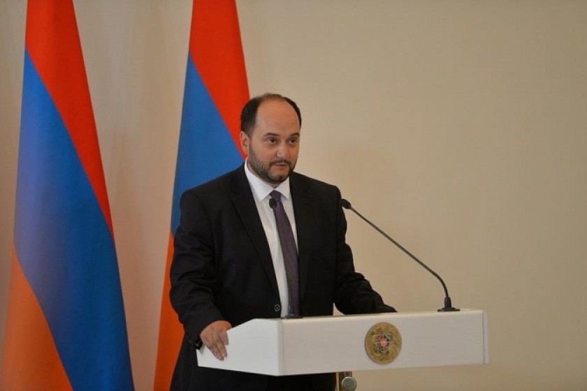 Կրթության և գիտության նախարարը շնորհավորում է վերջին զանգը (տեսանյութ)