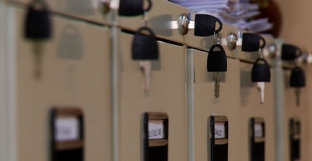 Ethics Committee Issues 100 Decisions to Apply Administrative Penalties