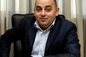 Արման Սահակյանը դուրս է եկել Հանրապետական խմբակցությունից
