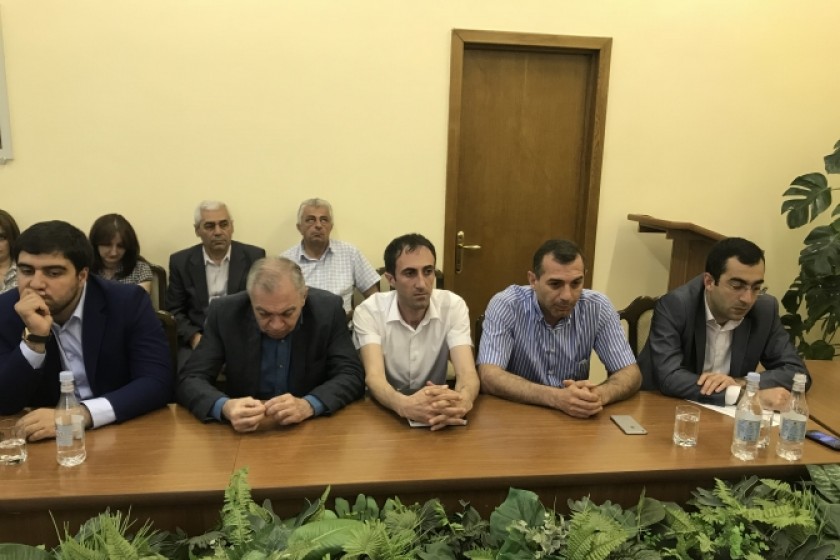 Գյուղատնտեսության նախարարն ընդունել է պտուղ-բանջարեղեն վերամշակող ընկերությունների ներկայացուցիչներին

