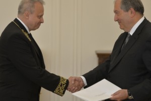 New Russian Ambassador Presents Credentials to the President of Armenia