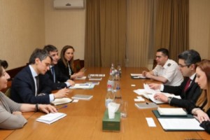 ՊԵԿ-ում քննարկվել են Մեղրիի սահմանային անցակետի արդիականացման հարցեր
