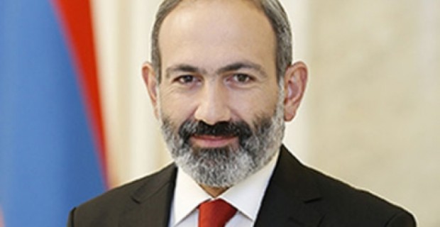 Նիկոլ Փաշինյանը տեսակոնֆերանս է անցկացրել Դարոն Աճեմօղլուի հետ