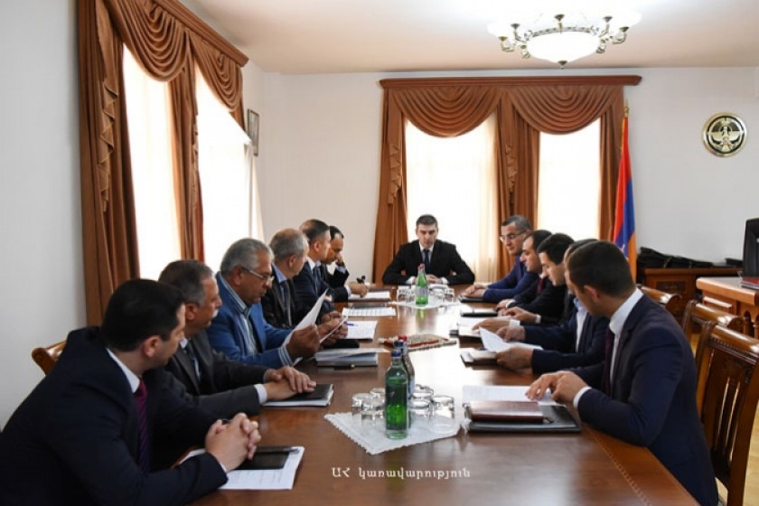 Արցախի պետնախարարն ընդլայնված աշխատանքային խորհրդակցություն է հրավիրել