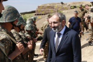 Վարչապետ Փաշինյանն ու Բակո Սահակյանն այցելել են պաշտպանական դիրքեր