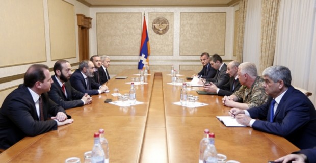 Ստեփանակերտում կայացել է ՀՀ վարչապետի և Արցախի նախագահի հանդիպումը
