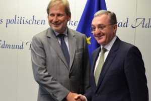 Armenian Foreign Minister Meets Johannes Hahn in Brussels