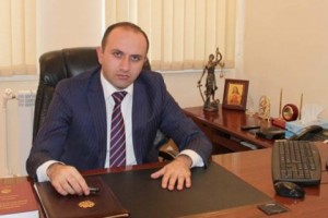Սպանության գործով Ալավերդցի Վահագնից կաշառք ստանալու մեջ մեղադրվող 
քննչականի պետը նորից կկալանավորվի