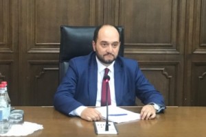 Արայիկ Հարությունյան. «Չեխովի դպրոցը չունի տարրական հանրակրթական ծրագրի 
արտոնագիր»