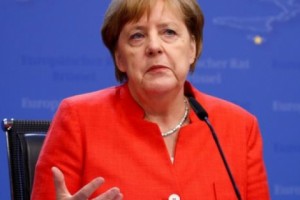 Меркель заручилась поддержкой 14 стран ЕС по вопросу беженцев
